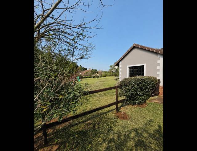 3 BEDROOM HOUSE FOR SALE IN CLIFTON HILL ESTATE
